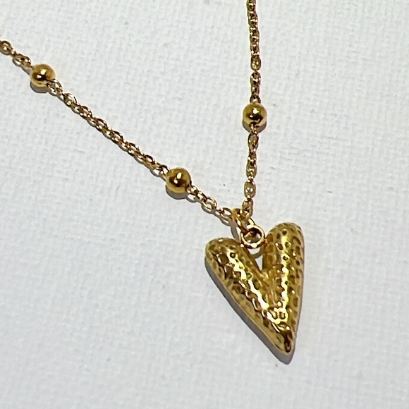18k Gold Heart Pendant Ball Chain Necklace - Picture 3 of 4